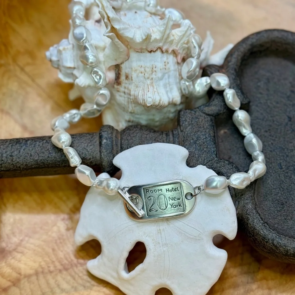 The Room 20 Set — A Story Worth Wearing ✨ - Picture 3 of 4